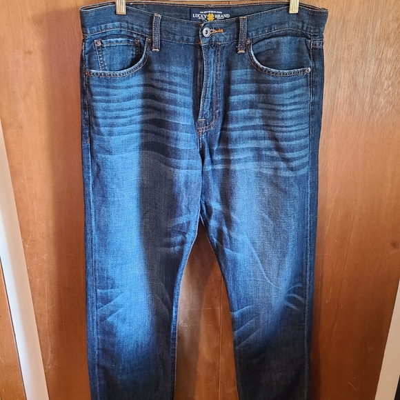 Lucky Brand 429 Classic Straight Jeans 
